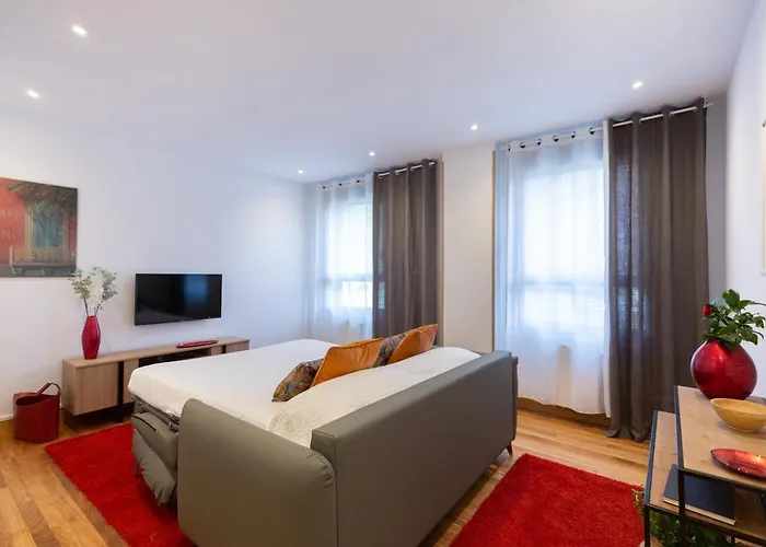 Unamuno By Living Apartment