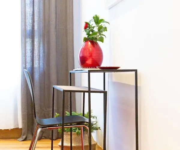 Unamuno By Living Apartment