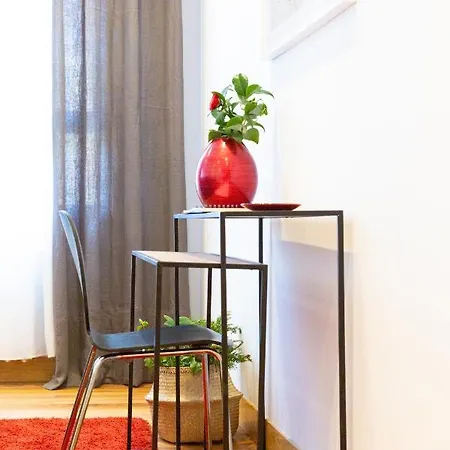 Unamuno By Living Apartment